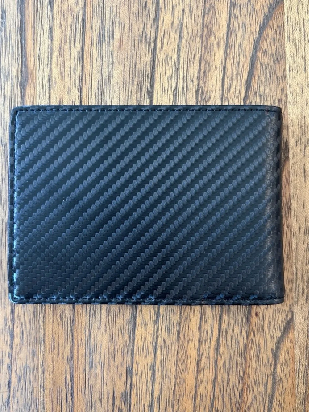 Black Carbon-Style Men's Card & Key Holder